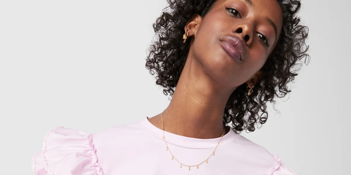 How to keep necklaces from tangling while wearing them