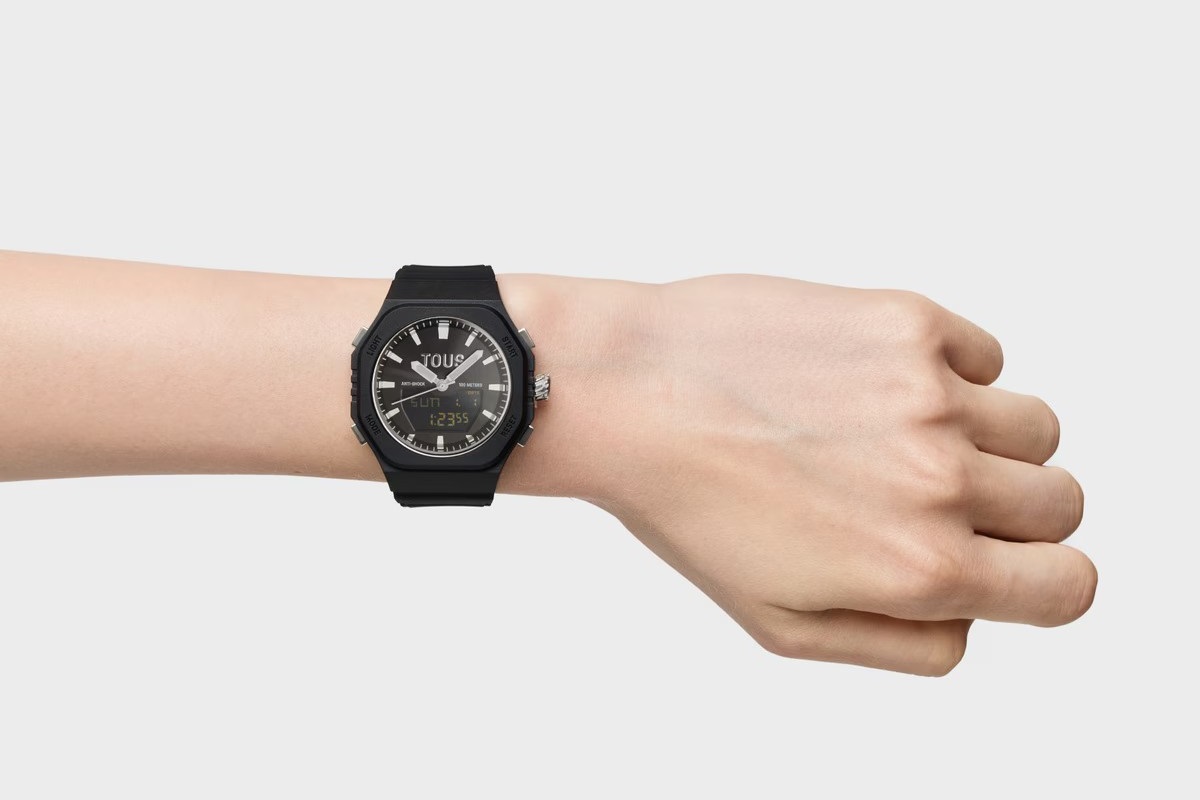 Czarny zegarek dla chłopca na komunię Czarny zegarek dla chłopca na komunię