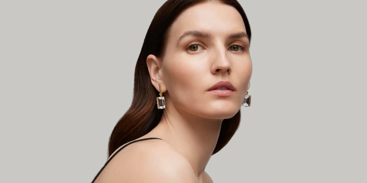 Cómo escoger los pendientes de temporada perfectos para cada estación