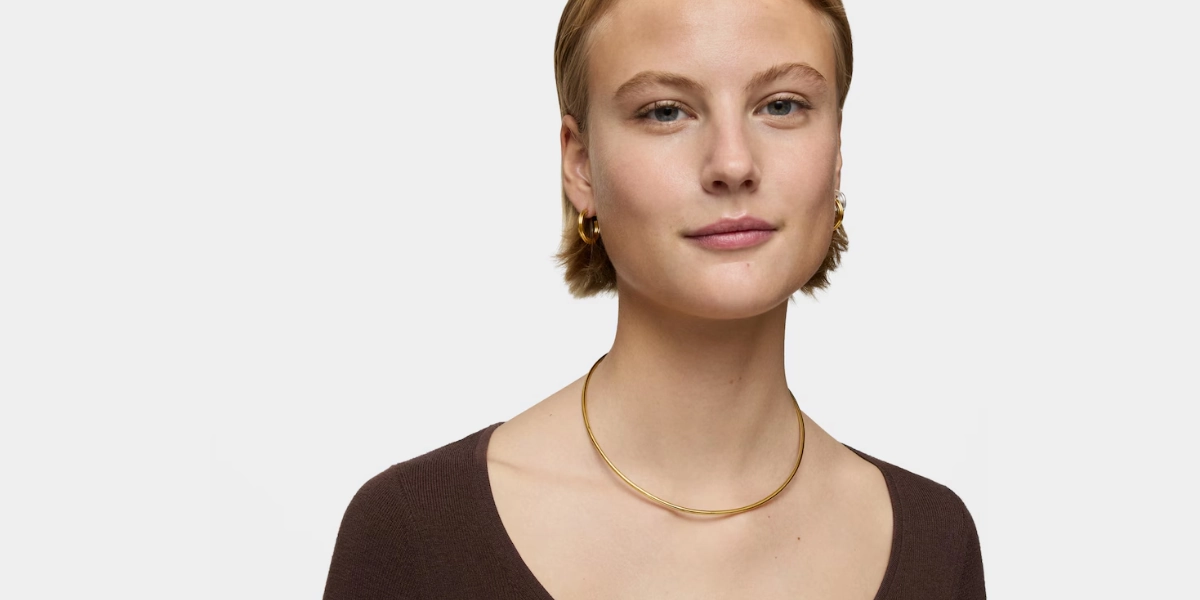 Cómo crear un look de noche con los accesorios perfectos: pendientes y collares