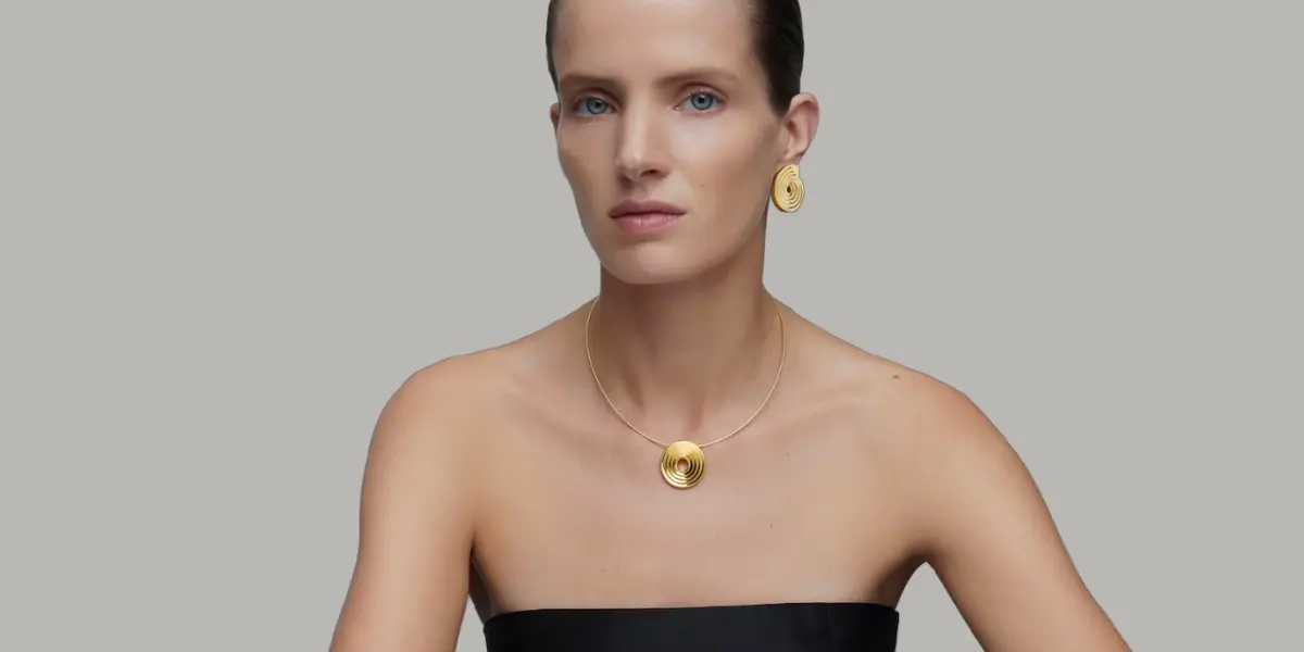 The triumph of jewelry with organic shapes
